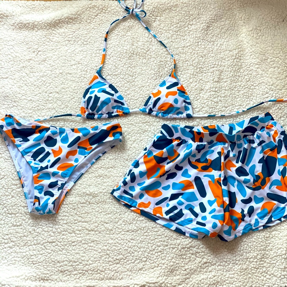 Brand new triangle SHEIN bathing suit.